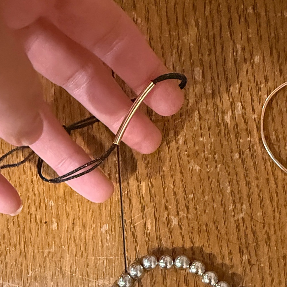Jewelry Set with Earrings and Bracelets - Picture 6 of 8